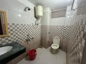 YOLO Social - The Social House & Cowork - Manali - Badezimmer