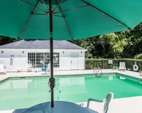 Quality Inn Conyers I-20 - Piscine