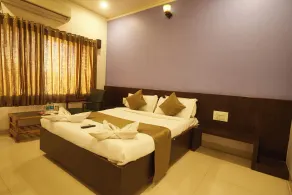 Hotel Pride Inn Shirdi - Room