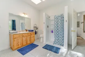 Charming Grants Pass Cottage w/ Patio & Gas Grill! - Interiør
