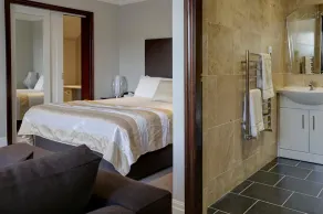 Best Western Bradford Guide Post Hotel - Room