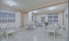 Treebo Staying Center - Restaurant