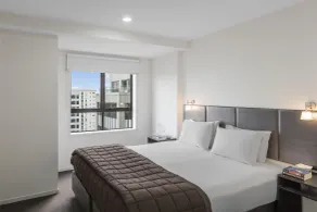 Nesuto St Martins Apartment Hotel - Chambre