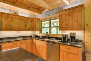Peaceful Wine Country Cottage w/ Fire Pit in Olin! - Innenbereich