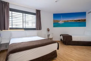 Hotel BESTPRICE Girona - Chambre