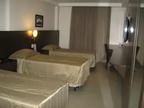 Hotel Lugus - Room
