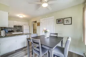 Cozy Couples Escape in Homewood: Pets Welcome! - Interior