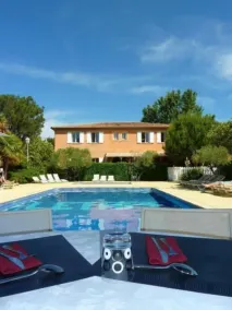 LOGIS HOTEL & RESTAURANT L'ETAPE Bouc Bel Air - Gardanne - Pool