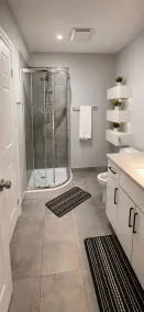 Cozy 4 Bedroom Home Near Tecumseh Mall - Salle de bain