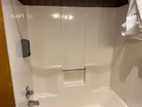 Ramada by Wyndham Waupaca - Salle de bain
