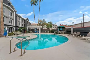 La Quinta Inn & Suites by Wyndham Phoenix Scottsdale - Piscine