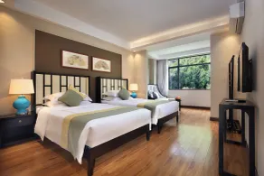 Yangshuo Lijiang Island Riverside Resort-English speaking & local guide & pick up service & sunset on the rooftop - Værelse