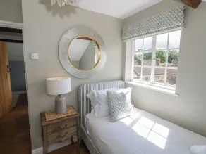 Tea Tree Cottage - Room