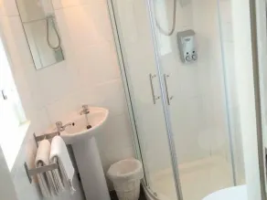 The Drymen Inn - Bathroom