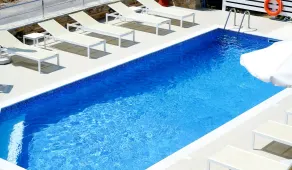Dina Naxos Studios - Basseng