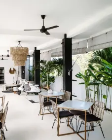 White Palm Hotel Uluwatu - Intimate Kitchen-led Hideaway - 2 min walk from the beach - Réception