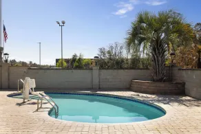 Holiday Inn & Suites Columbia NE - Ft Jackson Area by IHG - Piscine