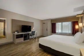 Best Western Diamond Bar Hotel & Suites - Chambre