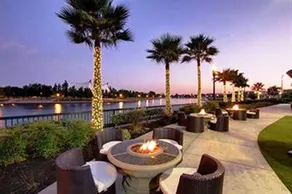 University Plaza Waterfront Hotel - Restaurant