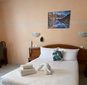 Hôtel Elaïa - Værelse