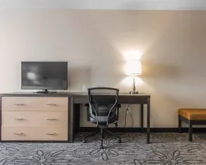 Quality Inn & Suites Kingston - Habitación