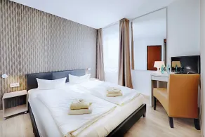 REGIOHOTEL Leipzig West - #Frühstücksbuffet #TopPreisLeistung #FreeParking #Wallbox - Chambre
