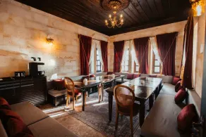 ARIEN CAVE SUITES - Restaurant