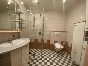 Appartamento con giardino, barbecue e terrazza | Perfetto per il lavoro da remoto - Bagno