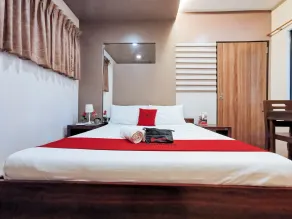 RedDoorz Plus near Robinsons Place Gensan - Chambre