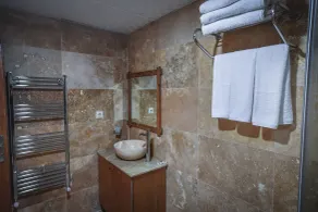 Cappadocia sightseeing Hotel - Bathroom