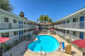 Motel 6-Rowland Heights, CA - Los Angeles - Pomona - Piscine