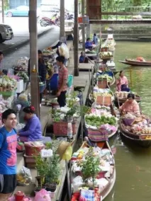 Homestay Singburi Thailand - Restaurant
