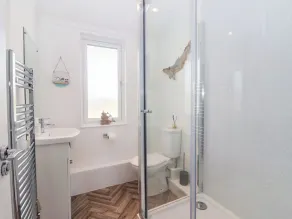 Bonny Bay - Bathroom