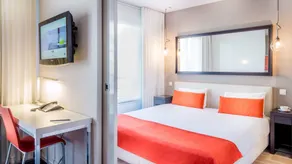 Appartement avec sauna | Proche Port Lympia - Chambre