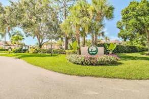 Sunny Port St Lucie Condo: Golf, Swim & Unwind! - Intérieur