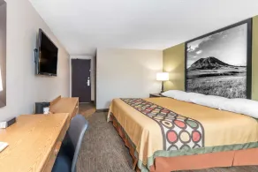 Super 8 by Wyndham Pierre SD - Chambre