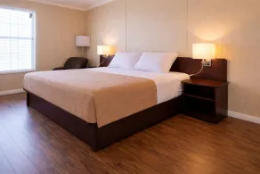 Shale Lodge Pleasanton - Rom