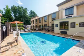 Comfort Inn Tupelo Central - Pool