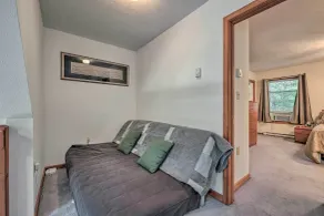 Pocono Lake Home w/ Game Room, Fire Pit & Hot Tub - Zimmer