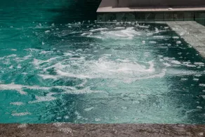 The Glory Gold - Piscine