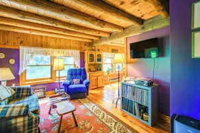 Forest Hideaway in Plainfield: Hike, Paddle & Ski - Interni