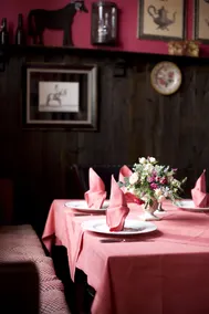 Gasthaus und Pension "Zum Hauenden Schwein" - Restaurant