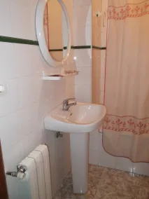 Hostal Doña Carmen - Lavabo de la salle de bain