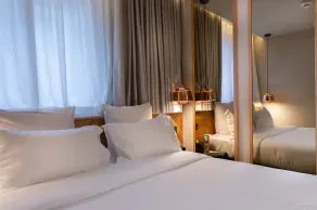 9Hotel Paquis - Room