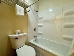 FairBridge Inn Express Hiawatha - Badeværelse