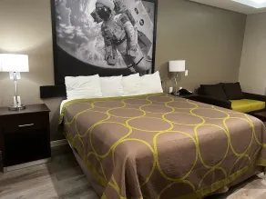 Super 8 by Wyndham Kingwood Houston North - Chambre