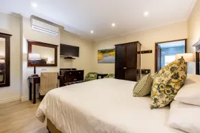 Sheppard Boutique Hotel - Room