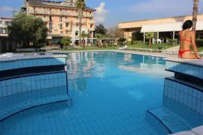 Hotel Capital - Basseng