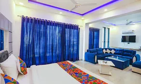 FabHotel F9 Noida Sector 27 - Room