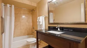 Wingate by Wyndham Bellingham Heritage Inn - Badezimmer